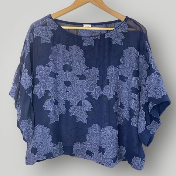 Wilfred Tops - WILFRED Aritzia Navy Blue Floral Semi-Sheer Oversized Short-Sleeve Bouse, Large